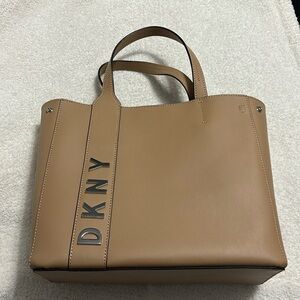 DKNY Tote bag